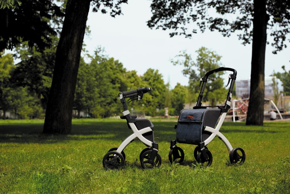 Bild: Rollator Senioren — Foto von Rollz International (Pexels)
